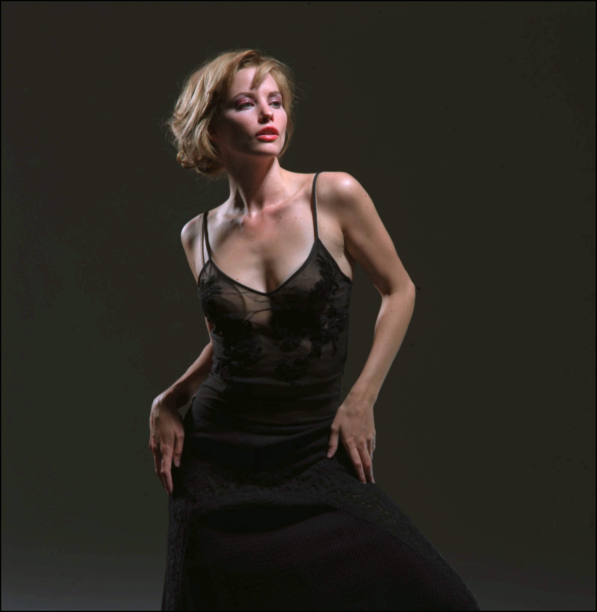 Sienna guillory facts for kids
