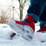 Можно ли в кроссовках ходить зимой