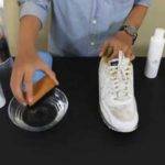 Как почистить белые кожаные кроссовки