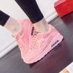 Женские топовые кроссовки