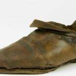 Немного истории: как появилась обувь