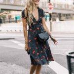 Как носить платье с кедами