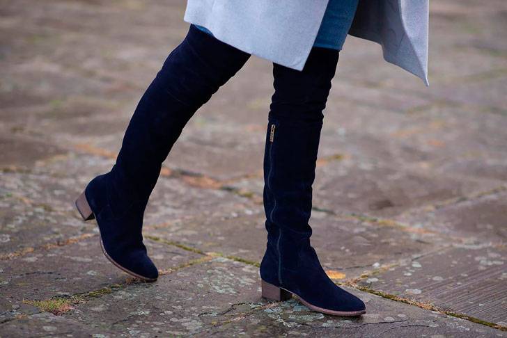 Как покрасить замшевые сапоги