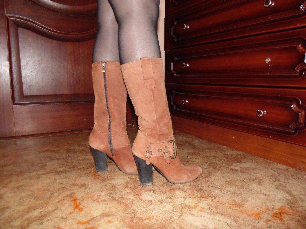 Как покрасить замшевые сапоги