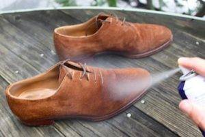 Как почистить замшевые ботинки