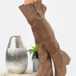 Как обновить замшевые сапоги