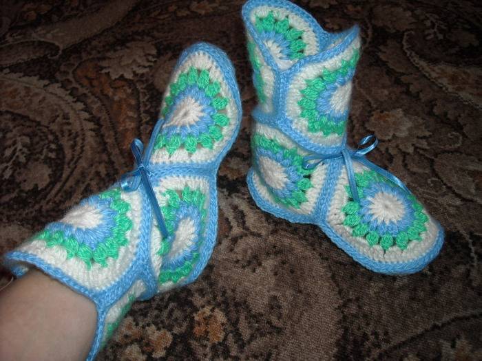 Тапочки из квадратов крючком