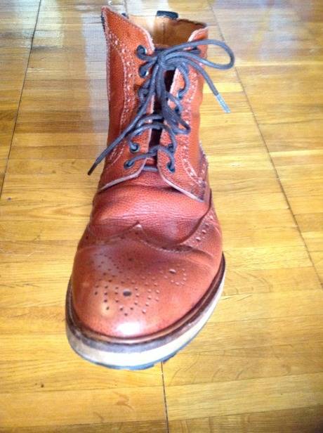 Что делать, если скрипят ботинки при ходьбе