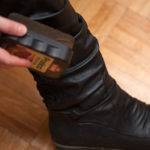 Как ухаживать за кожаными сапогами