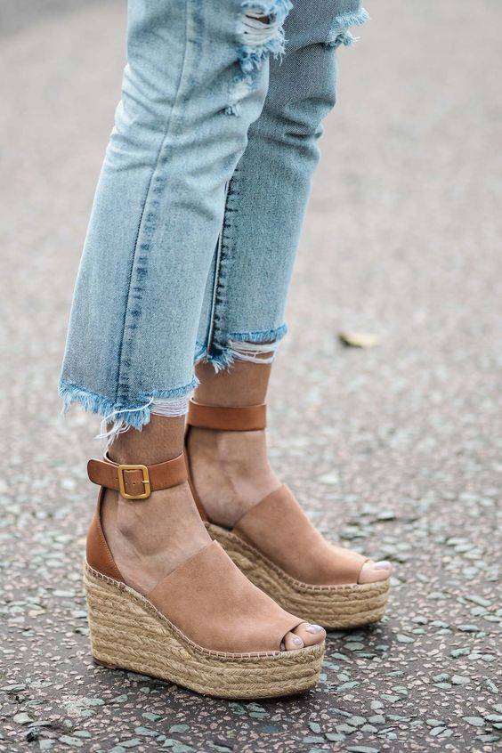 С чем носить эспадрильи на танкетке