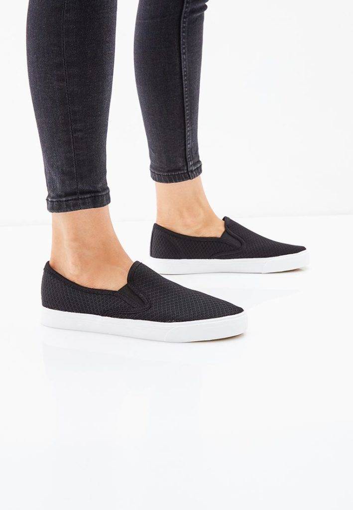 Слипоны и эспадрильи: отличия