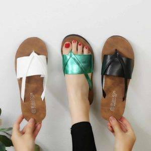 Модные шлёпанцы на лето 2019