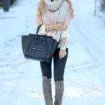 С чем носить серые сапоги