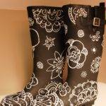 Как украсить сапоги своими руками