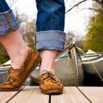 Как носить туфли на босу ногу