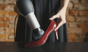 Как расширить туфли, если они жмут