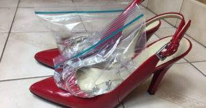 Как расширить туфли, если они жмут