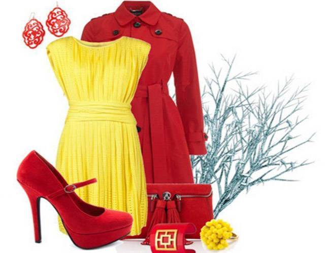 Жёлтое платье с красными туфлями