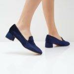 Женские туфли на низком каблуке: фото