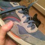 Как зашить кроссовки