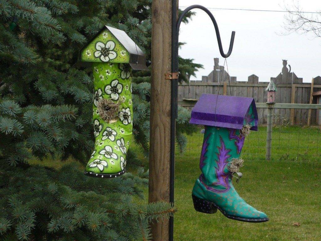 Что сделать из дырявых резиновых сапог