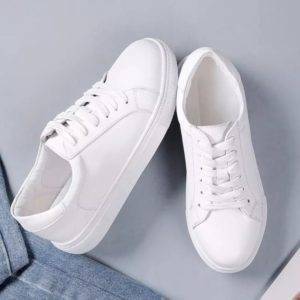 Классические белые кеды