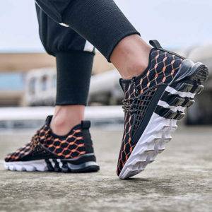 Кроссовки классические 2020