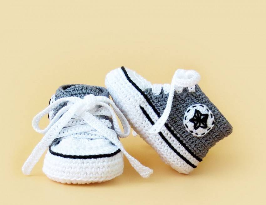 Кеды спицами для малыша: описание