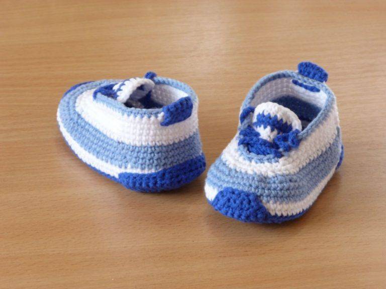 Детские кеды спицами