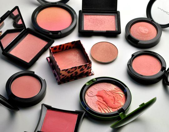 Коралловый макияж - 7 советов и фото, как правильно сделать  | beautyinfo