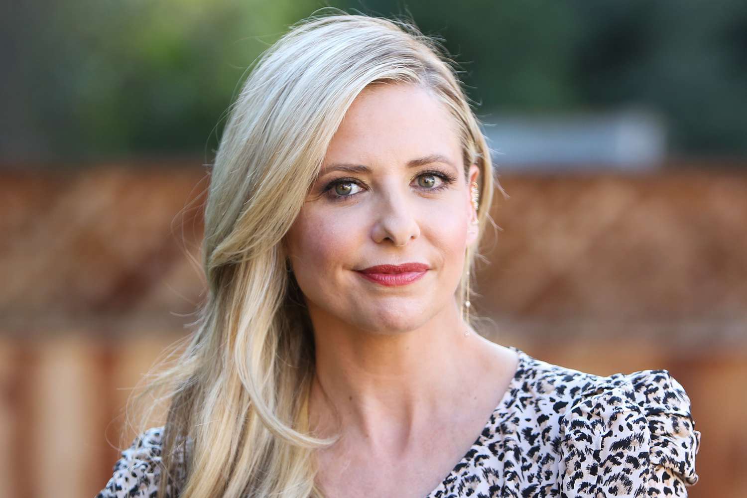 Sarah michelle gellar plastic surgery, before and after nose job pictures