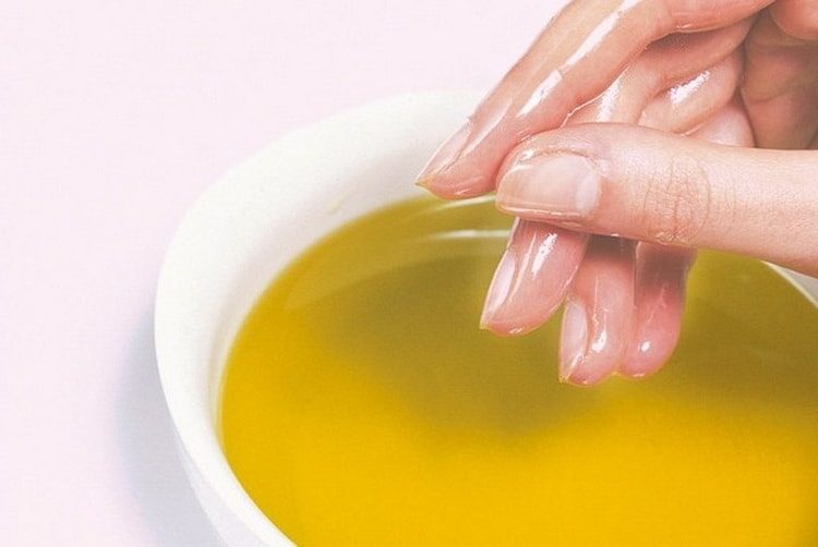 Ванночки, которые просто сделать в домашних условиях: эффективные рецепты для ногтей